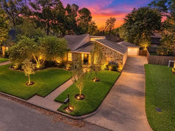 2214 Lakeville Dr, Humble, TX 77339