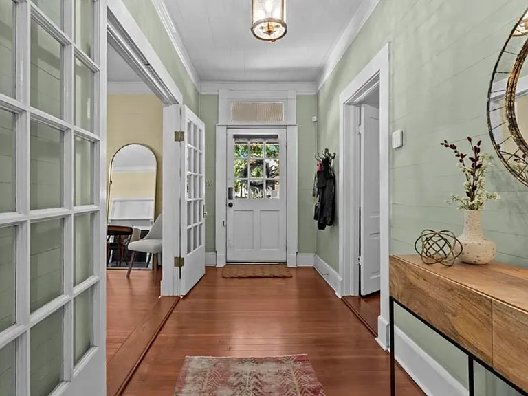 235 Powell St SE — Photo 6