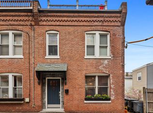 1 H Street Pl, South Boston, MA 02127