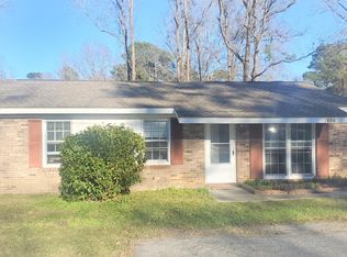 556 Orangeburg Rd, Summerville, SC 29483