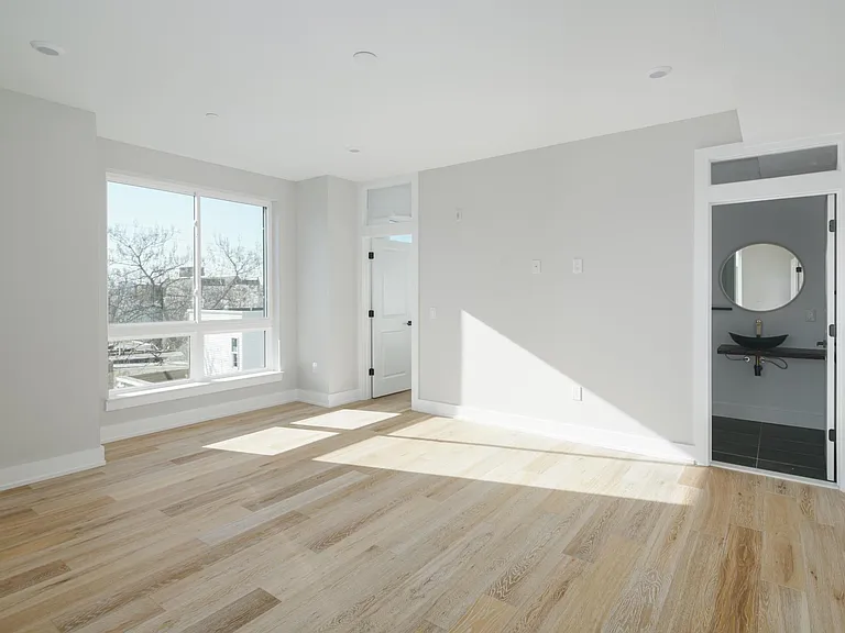 2731 W Jefferson St #5 — Photo 11