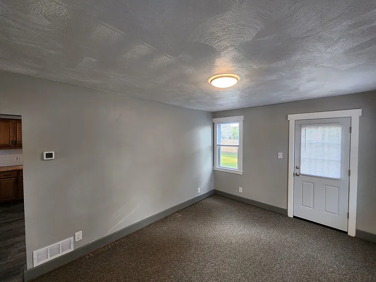 1815 N Goodman St — Photo 7