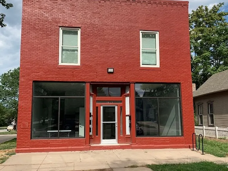 1845 S 11th St — Photo 2