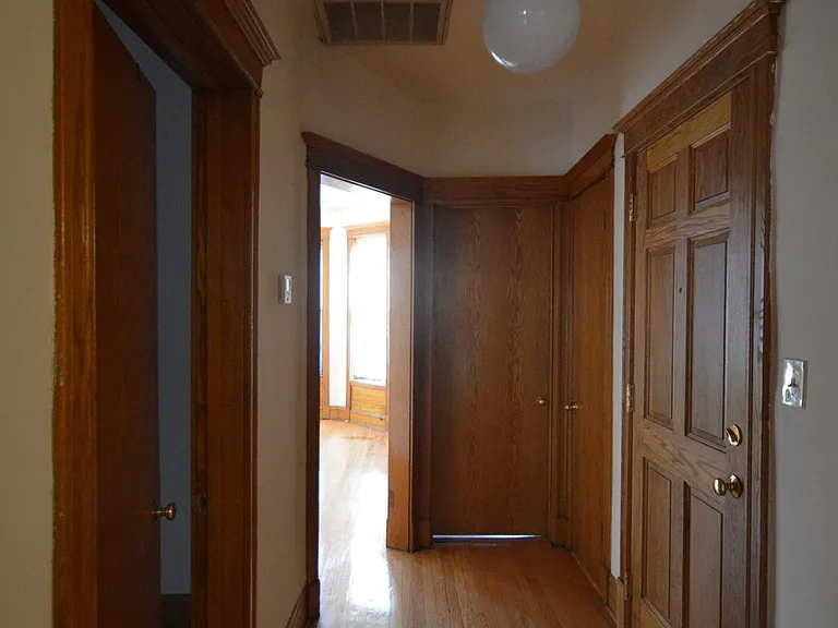 852 W Waveland Ave #3 — Photo 10