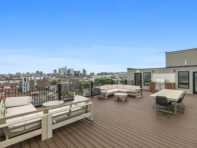 472 W Broadway #202 — Photo 29