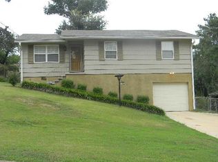 1453 Freda Dr, Midfield, AL 35228