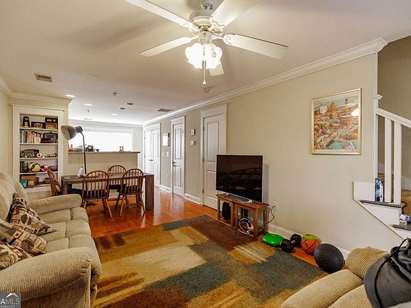 4th image of 1035 Barnett Shoals Rd APT 526