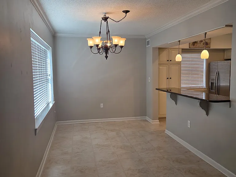 10100 Lake Shore Dr — Photo 7
