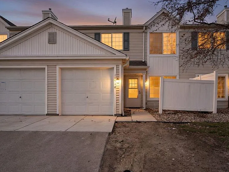 14748 Excelsior Ln — Photo 1