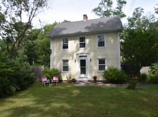 203 Chestnut St, Rehoboth, MA 02769