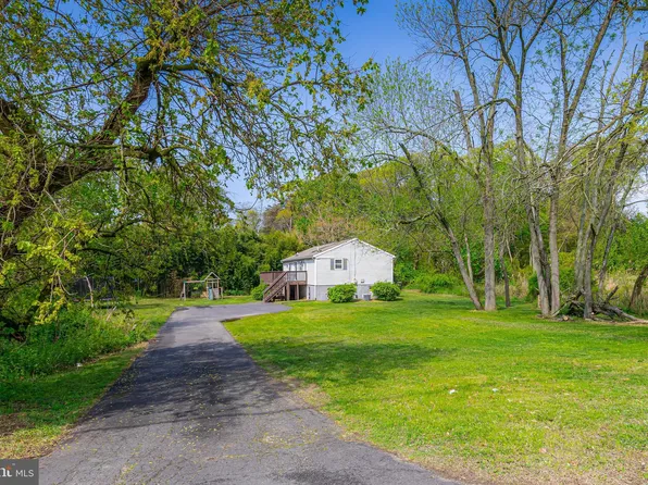 1568 Red Bank Ave, Thorofare, NJ 08086