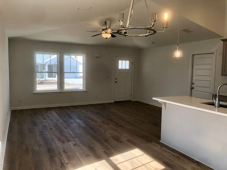 3733 Avon Rd — Photo 3