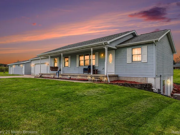 3861 Five Lakes Rd, North Branch, MI 48461