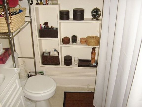 3rd image of 1201-1203 Williamson St #3