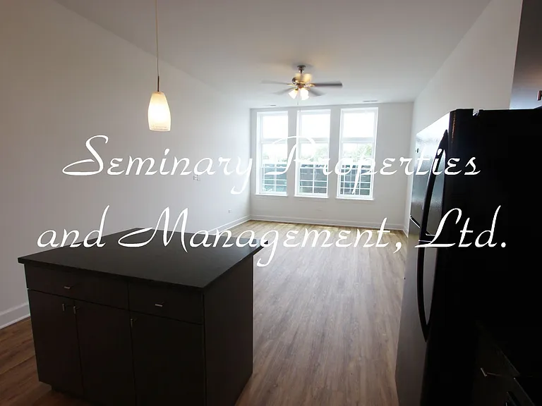 Prime Southport Corridor newer construction one-bedroom's — Photo 72