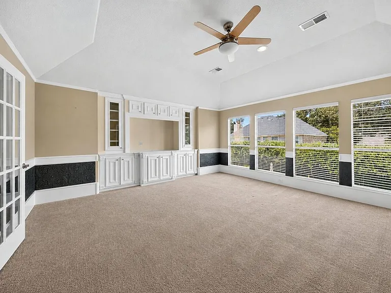 16410 Emilia Ct — Photo 14