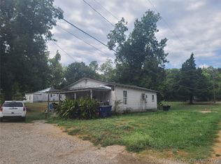 520 W 10th Pl, Hominy, OK 74035