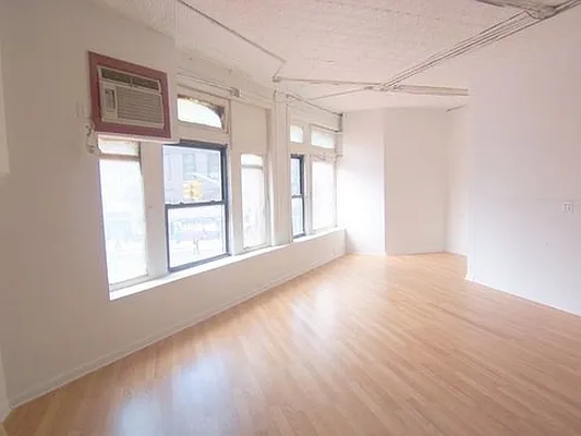 Rented by City Connections Realty | media 33