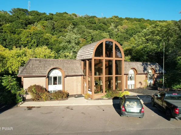100 Park St, Honesdale, PA 18431