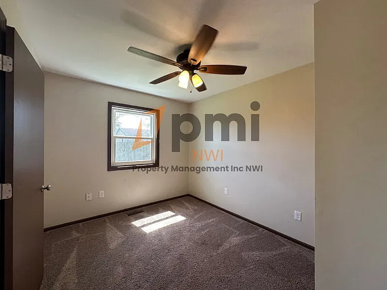 404 Saginaw Dr — Photo 16