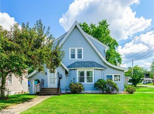 1097 Woodward Ave, Akron, OH 44310