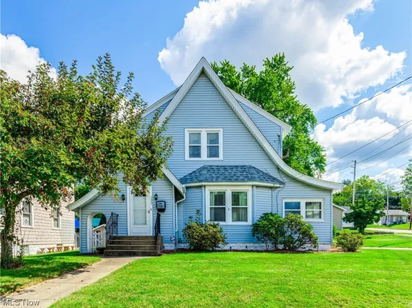 1097 Woodward Ave, Akron, OH 44310