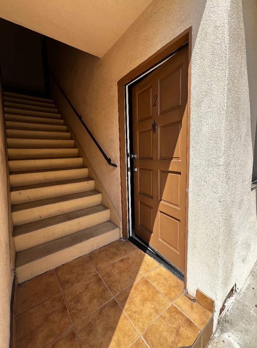 Studio, 300 sqft, $1,650 — Photo 2