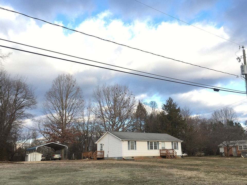 2nd image of 313 Chaney Ln