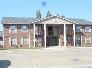 200 Gaslight Rd, Vandalia, MO 63382