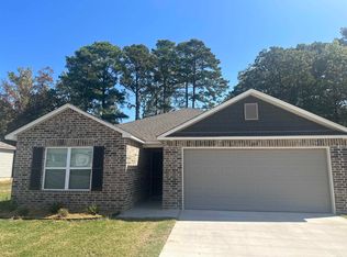1264 Meadows Dr, Benton, AR 72019