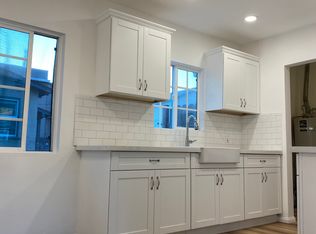 571 E 9th St APT 2, Upland, CA 91786