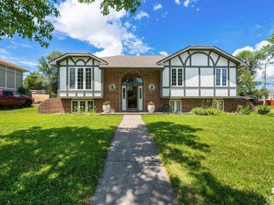 220 Arapahoe Ct, Junction City, KS, 66441