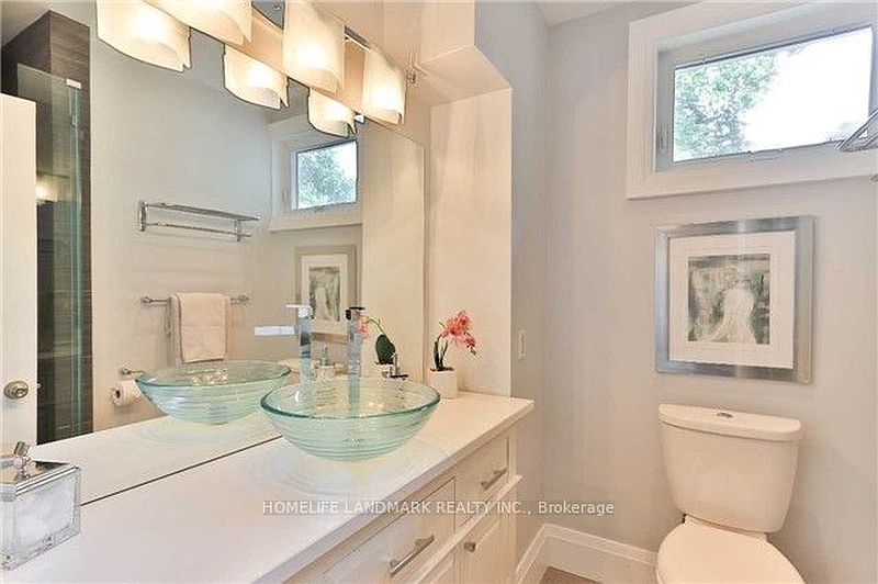 Toronto House for rent - 3 Bedrooms — photo 11
