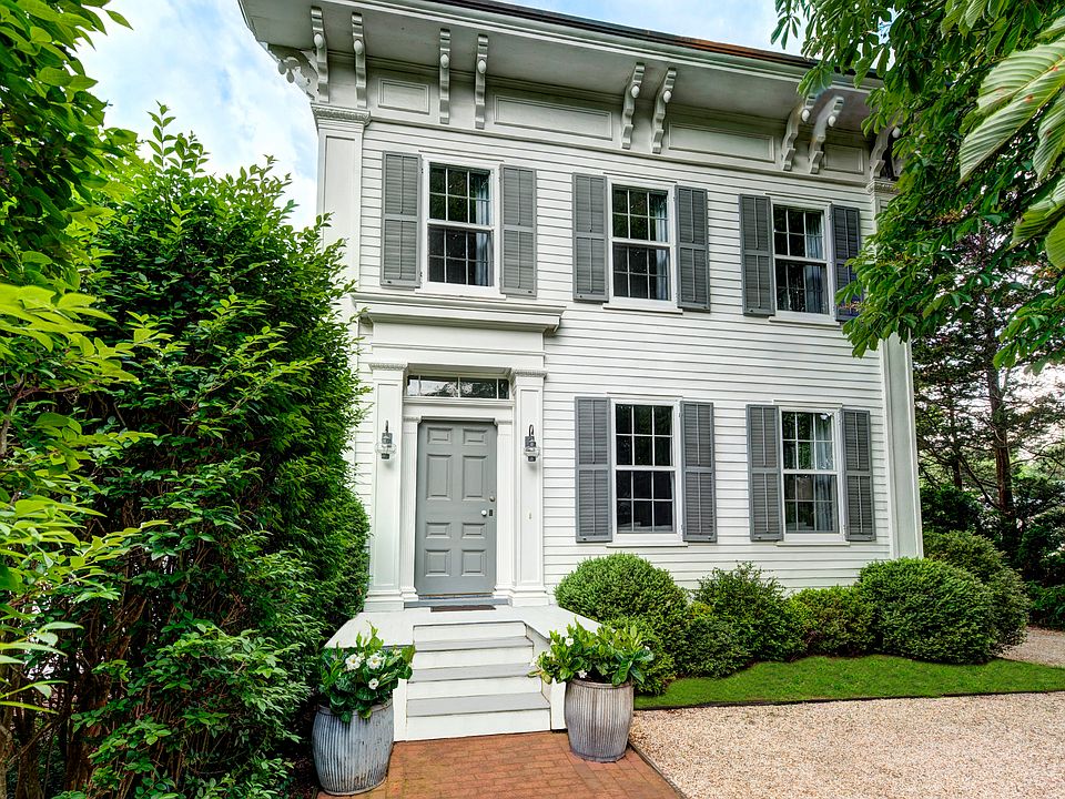 1st image of 162 Madison St