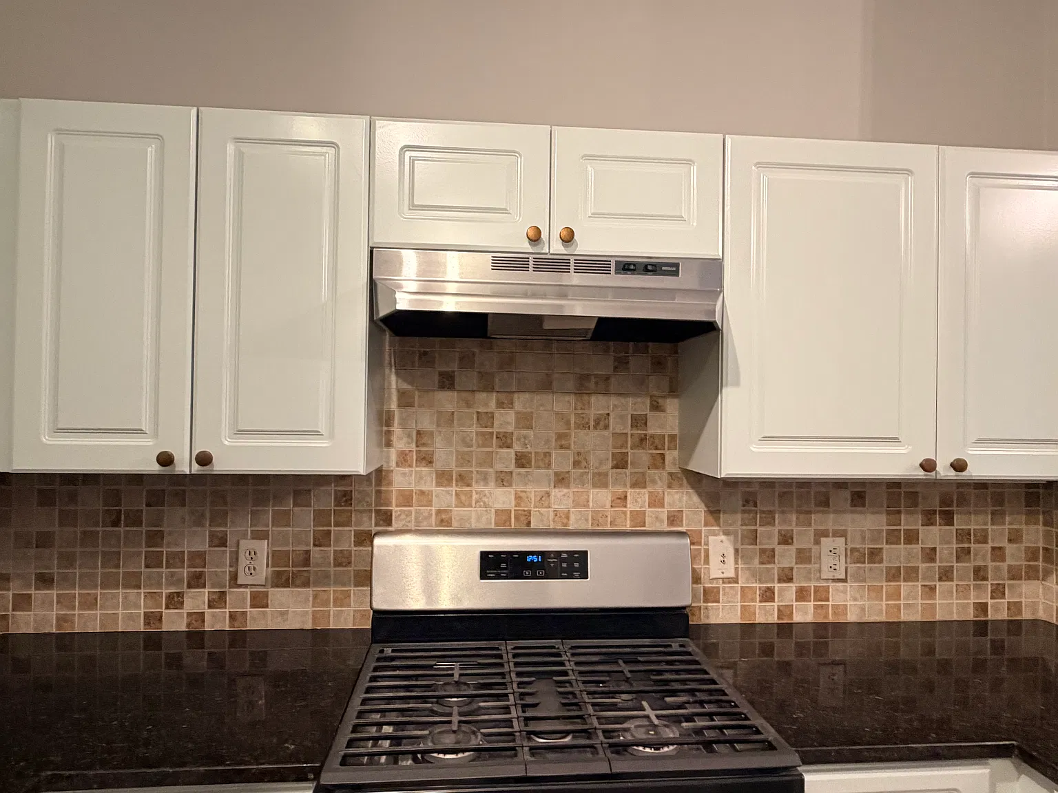 2 bed, 848 sqft, $2,599 — Photo 3