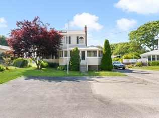 53 Flintstone Rd, Narragansett, RI 02882