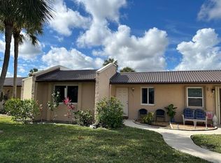 225 Lake Meryl Dr, West Palm Beach, FL 33411