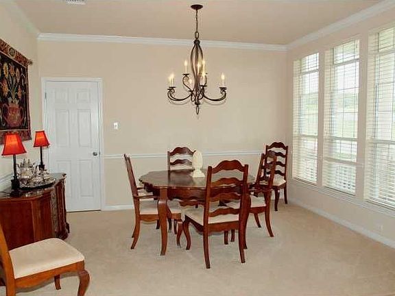 5th image of 154 Old Settlers Dr