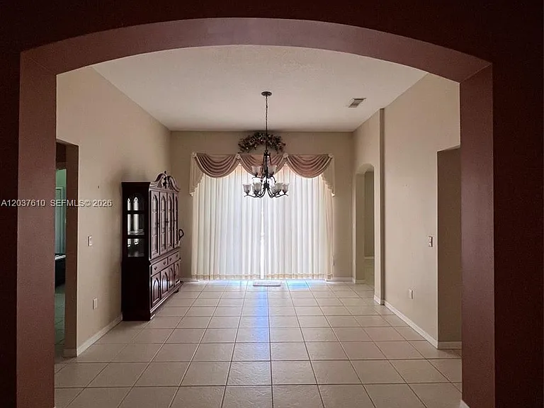 10155 SW 159th Ct — Photo 4