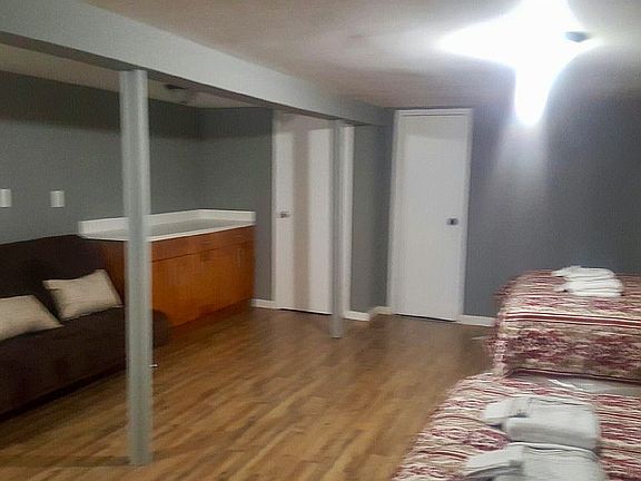 Lower level 