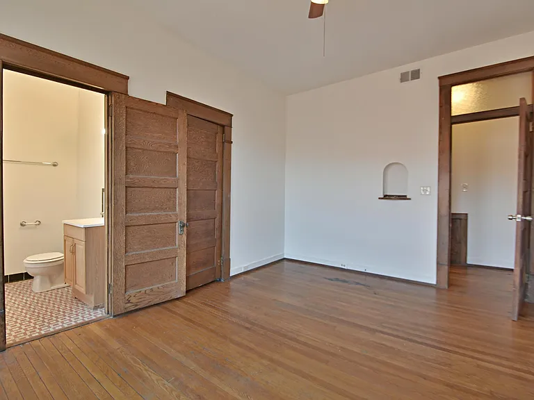 209 W 5th Ave #304 — Photo 7