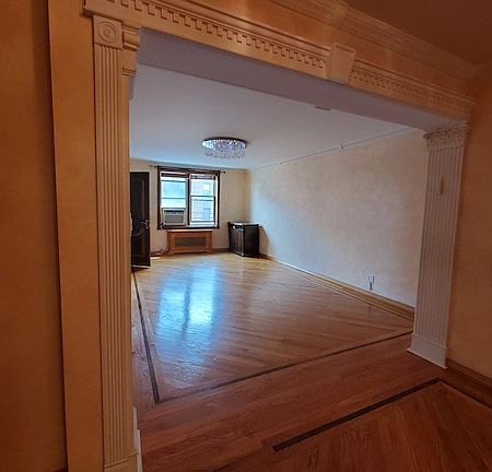 2nd image of 62-59 108th St #6GE