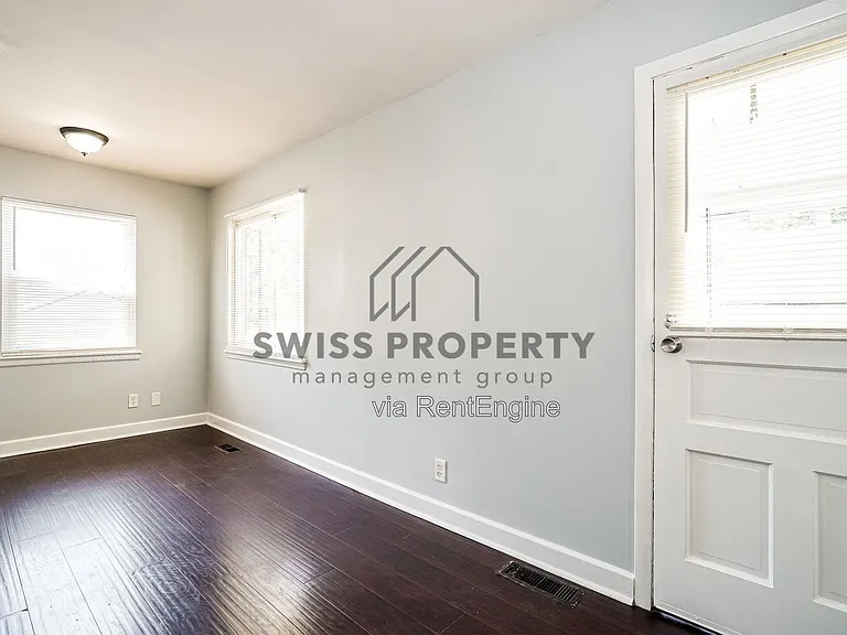 3381 Norwood St — Photo 15