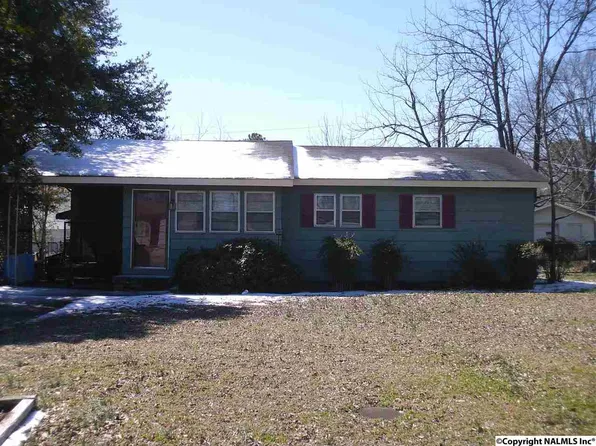 1513 1st Ave SW, Decatur, AL 35601