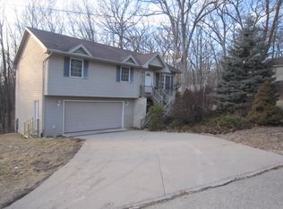 N3221 Ridge Rd, Lake Geneva, WI 53147