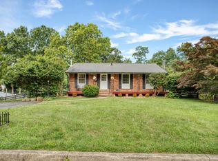 6434 Carriage Dr, Alexandria, VA 22310