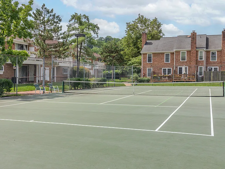 2526 S Arlington Mill Dr — Photo 20