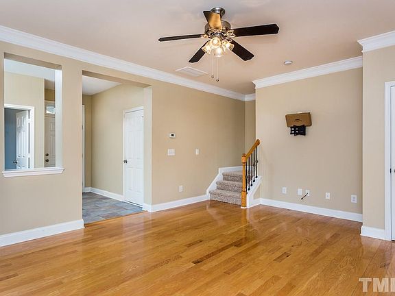 3rd image of 519 Camden Yards Way