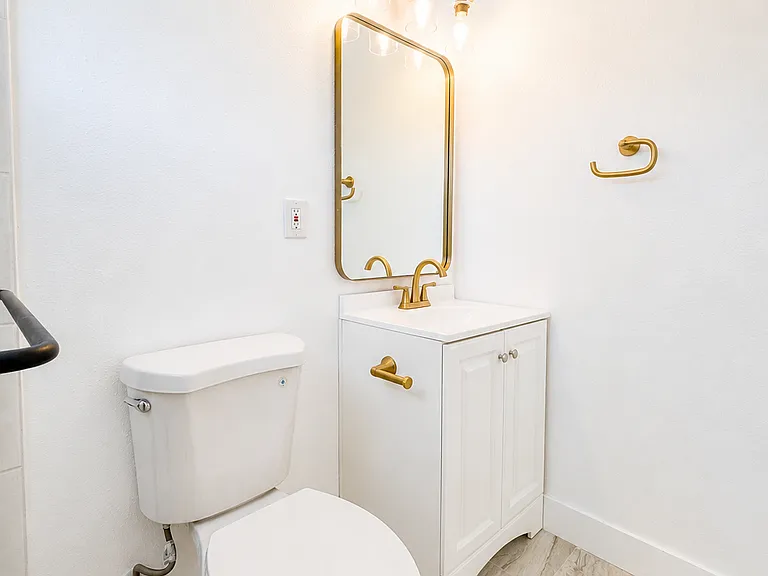 505 S Renn Ave — Photo 17