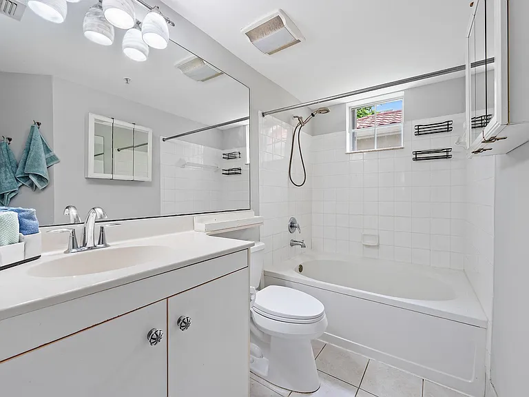 4117 Tuscany Way #4117 — Photo 9